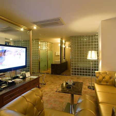 Benikea Hotel Acacia Seoul Bagian luar foto