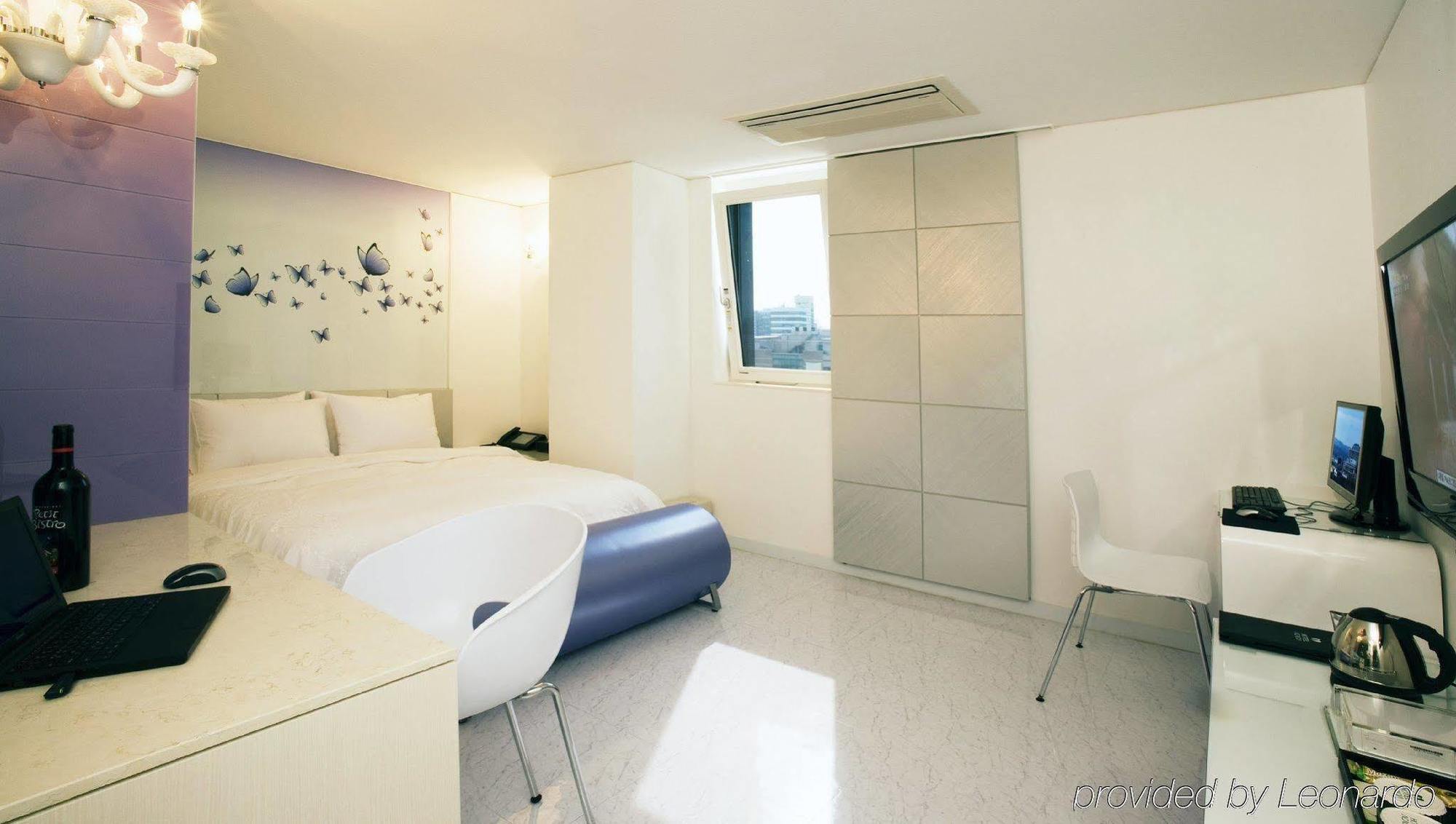 Benikea Hotel Acacia Seoul Bagian luar foto