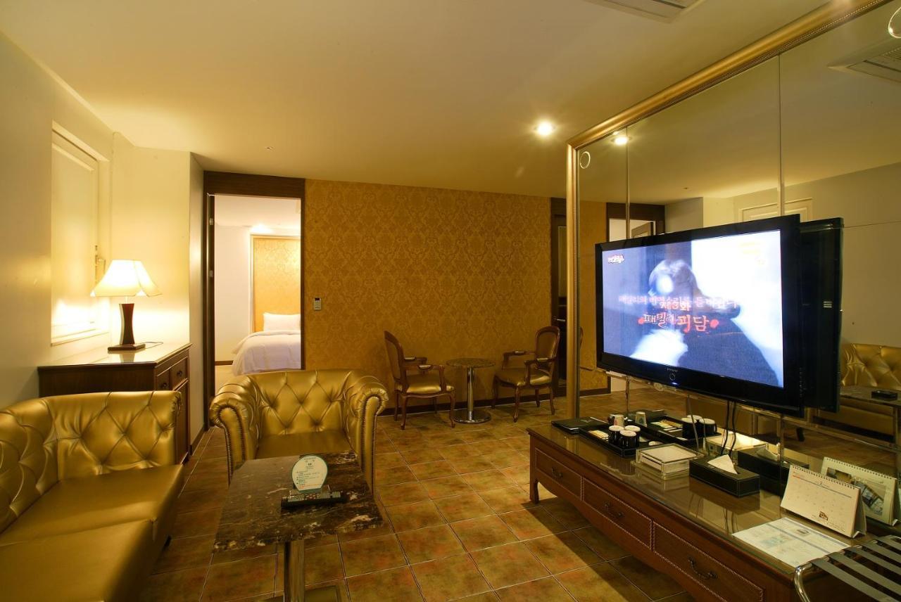Benikea Hotel Acacia Seoul Bagian luar foto